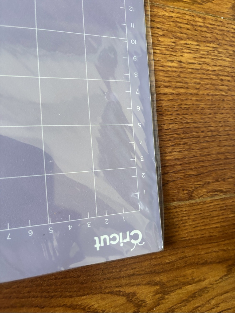 Cricut StrongGrip Cutting Mat in Lavender Purple - Picture 3 of 3